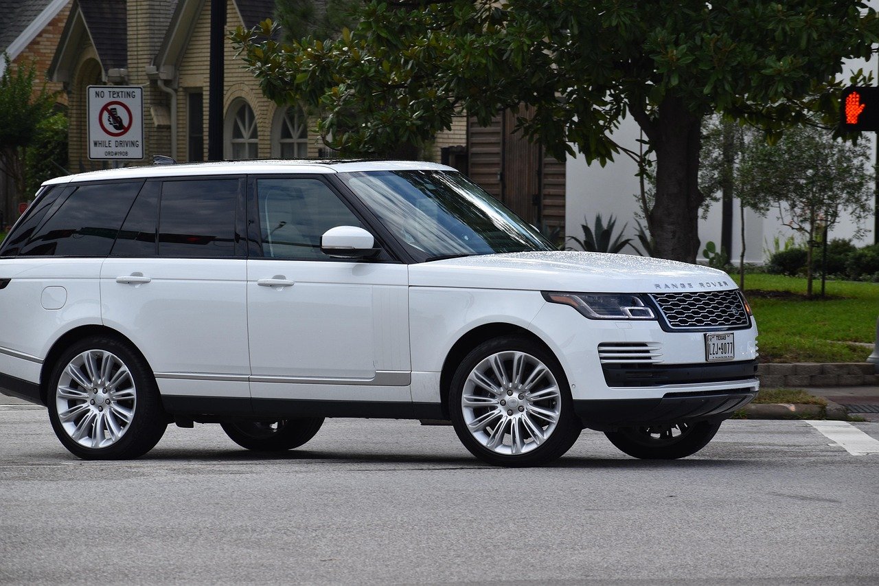 suv, range rover, sport, luxury car, vehicle, transportation, technology, exterior, automobile, automotive, headlamp, chrome wheels, classic, 2020, 2021, travel, turning, intersection, houston, texas, rich, investment, range rover, range rover, range rover, range rover, range rover